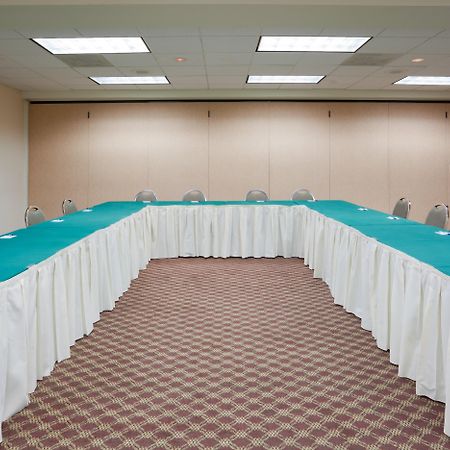 Holiday Inn Express & Suites Tracy By Ihg Екстер'єр фото