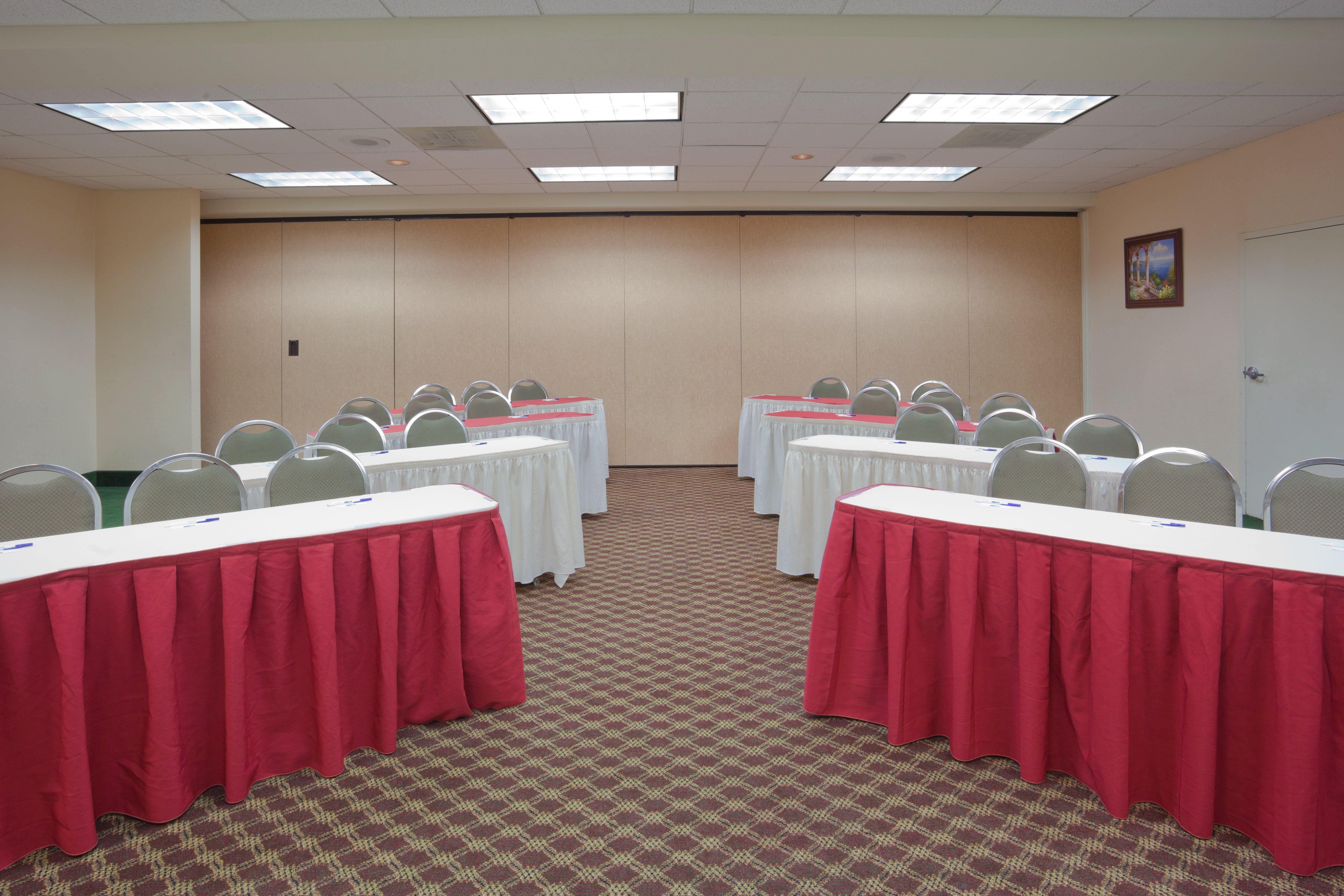 Holiday Inn Express & Suites Tracy By Ihg Екстер'єр фото