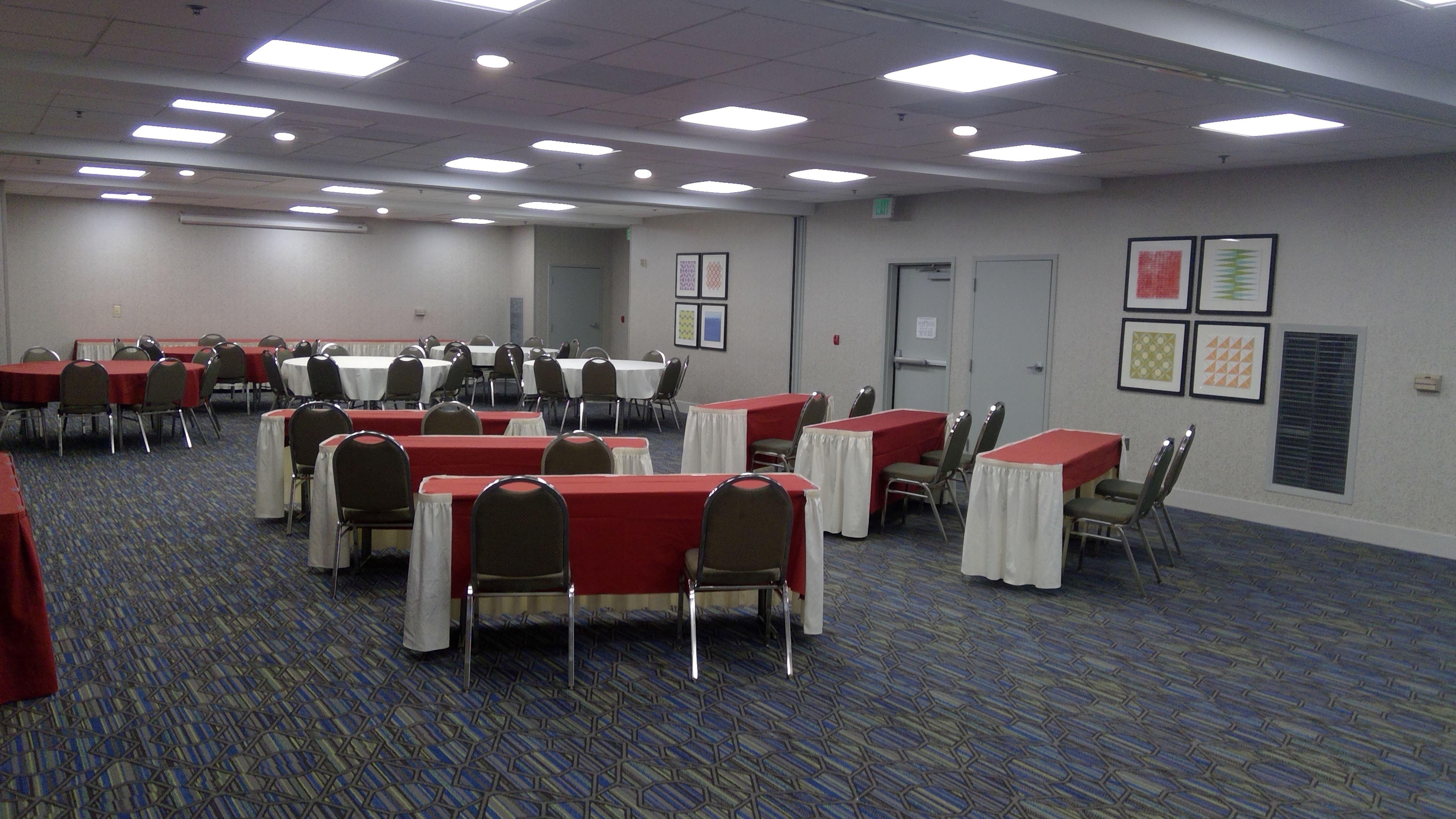 Holiday Inn Express & Suites Tracy By Ihg Екстер'єр фото