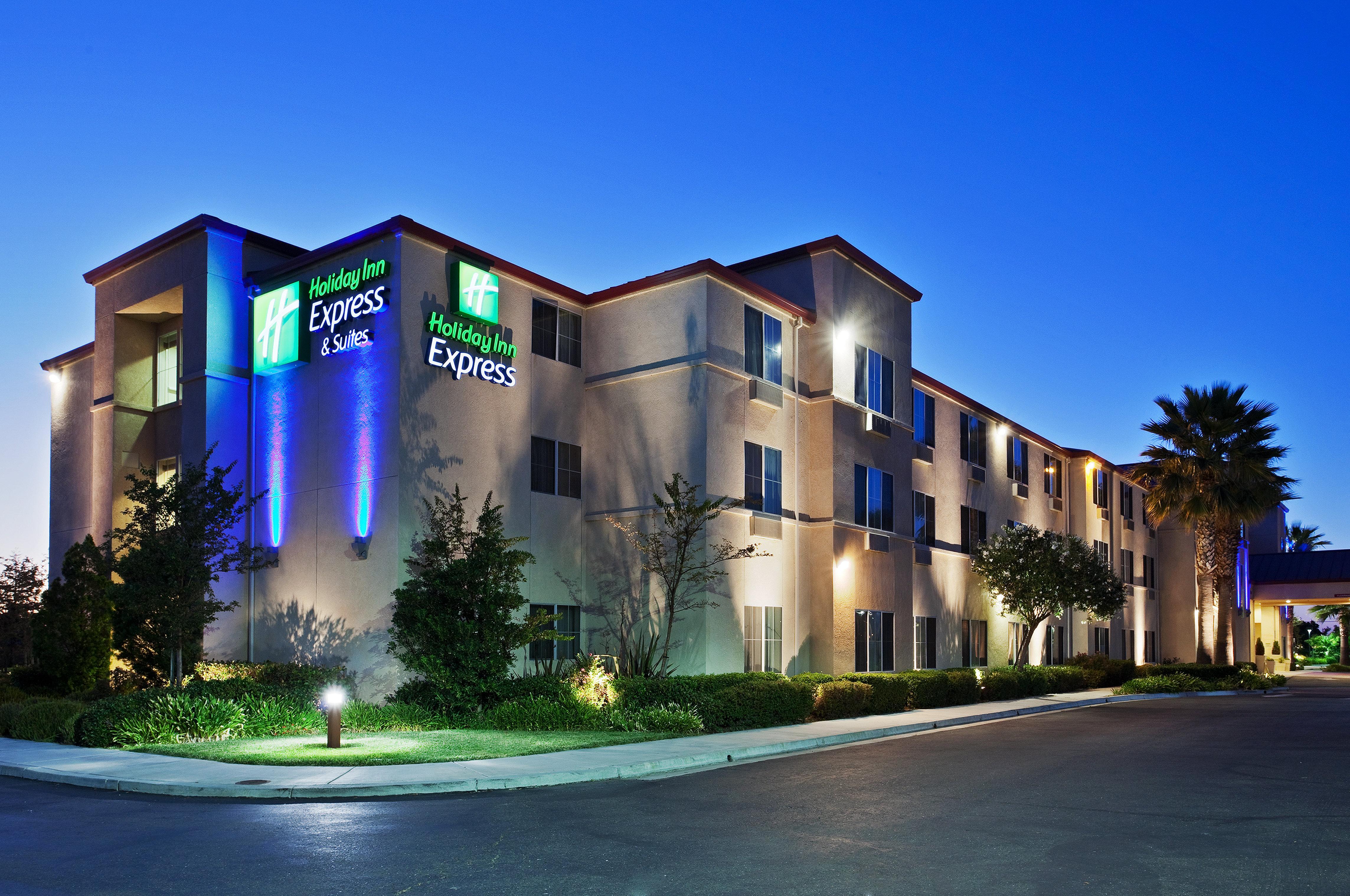 Holiday Inn Express & Suites Tracy By Ihg Екстер'єр фото