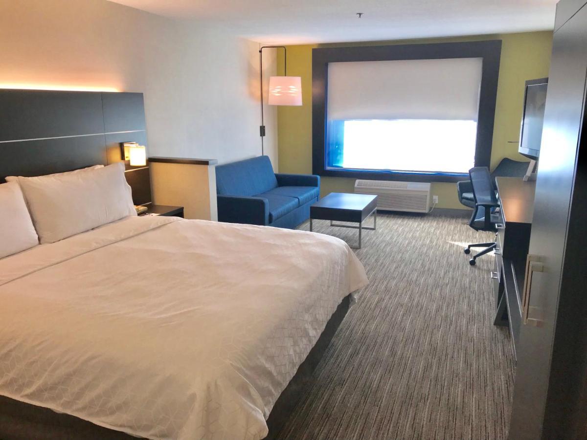 Holiday Inn Express & Suites Tracy By Ihg Екстер'єр фото